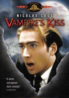 Поцелуй вампира (Vampire's Kiss)  года смотреть онлайн бесплатно в отличном качестве. Постер