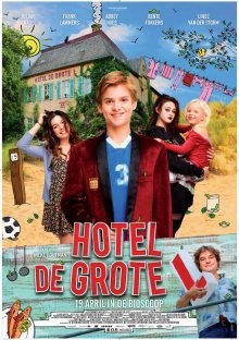 Фантастический семейный отель / Hotel de grote L (2017) смотреть онлайн бесплатно в отличном качестве