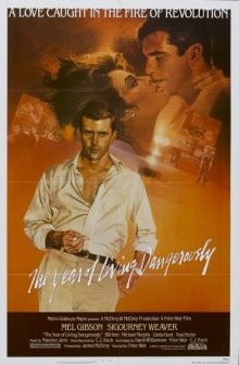 Год, опасный для жизни (The Year of Living Dangerously)  года смотреть онлайн бесплатно в отличном качестве. Постер