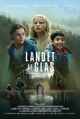 Страна из стекла / Landet af glas (2018) смотреть онлайн бесплатно в отличном качестве