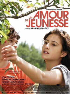 Первая любовь / Un amour de jeunesse (2011) смотреть онлайн бесплатно в отличном качестве